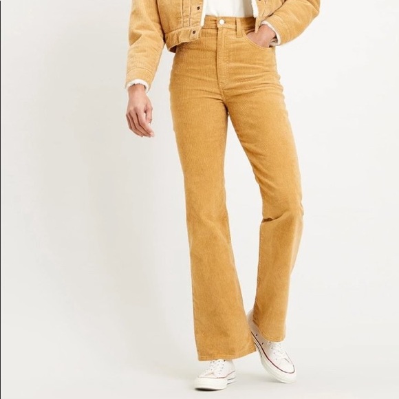 New Levi’s ribcage bootcut high rise pants - Picture 9 of 11